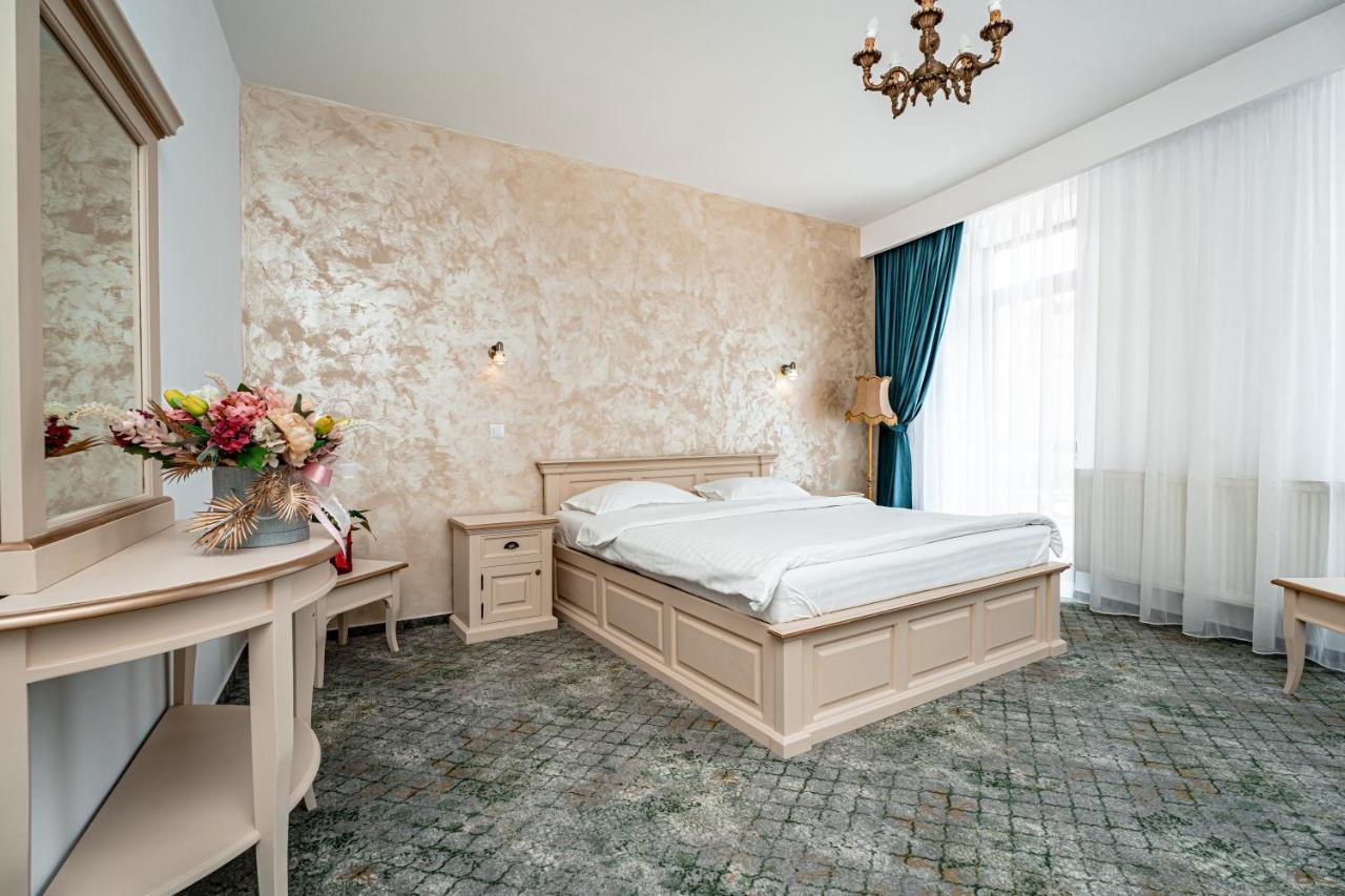 Hotel Rin Sibiu Buitenkant foto