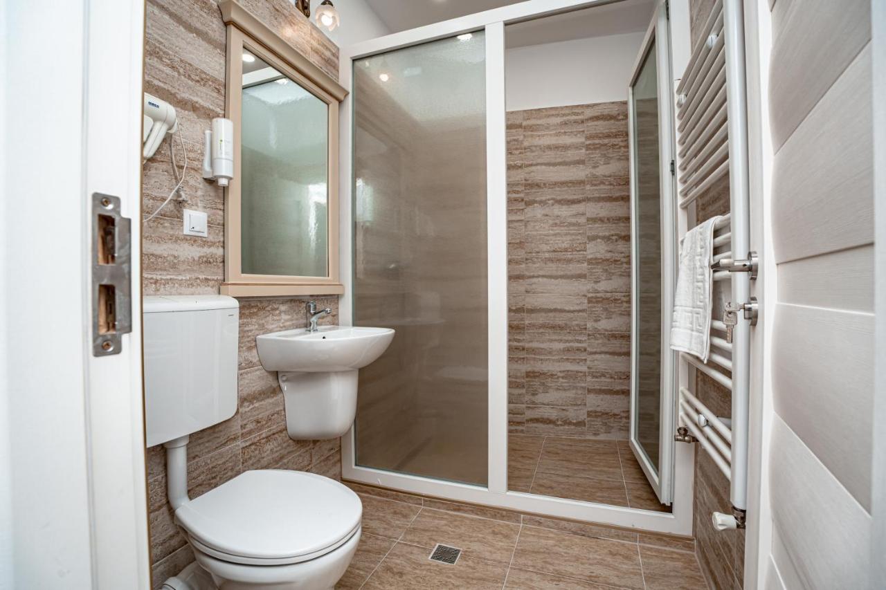 Hotel Rin Sibiu Buitenkant foto