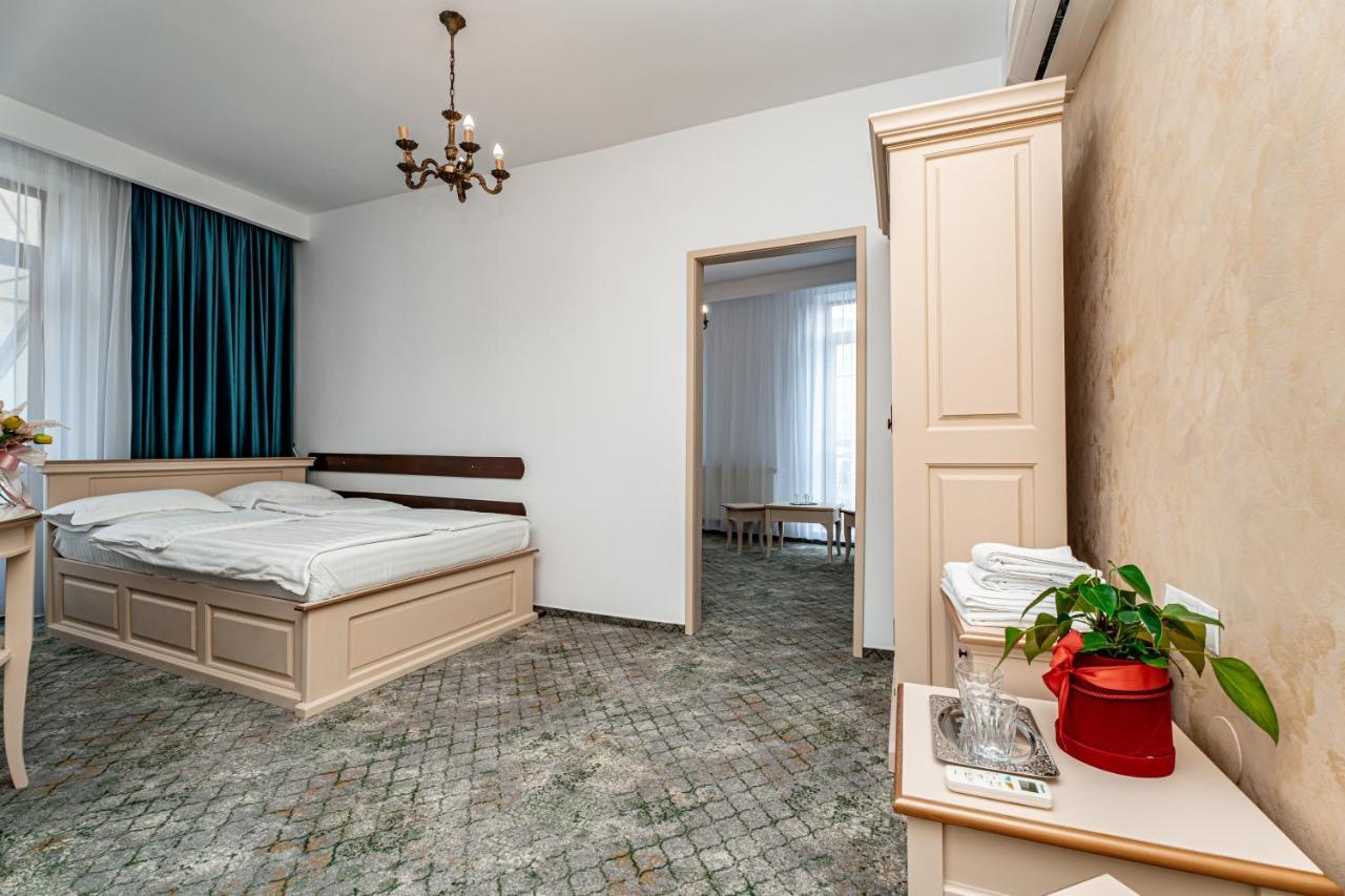 Hotel Rin Sibiu Buitenkant foto