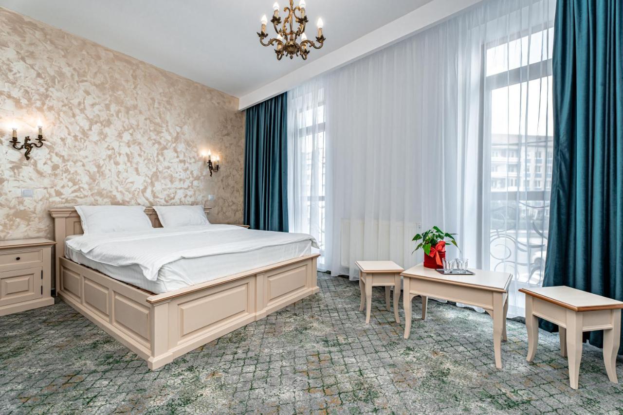 Hotel Rin Sibiu Buitenkant foto