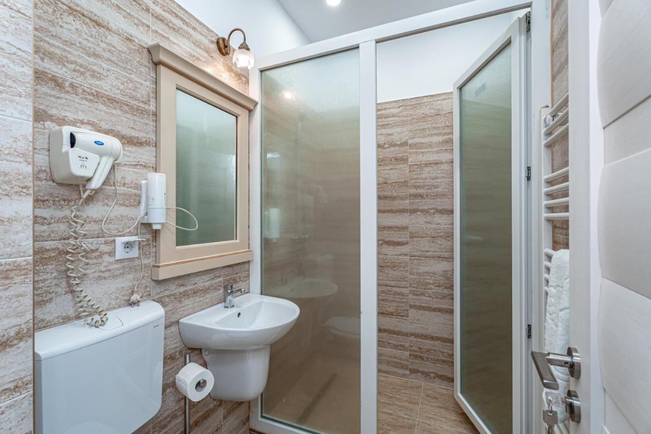Hotel Rin Sibiu Buitenkant foto