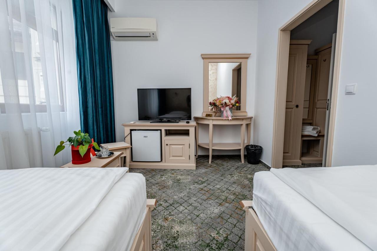 Hotel Rin Sibiu Buitenkant foto