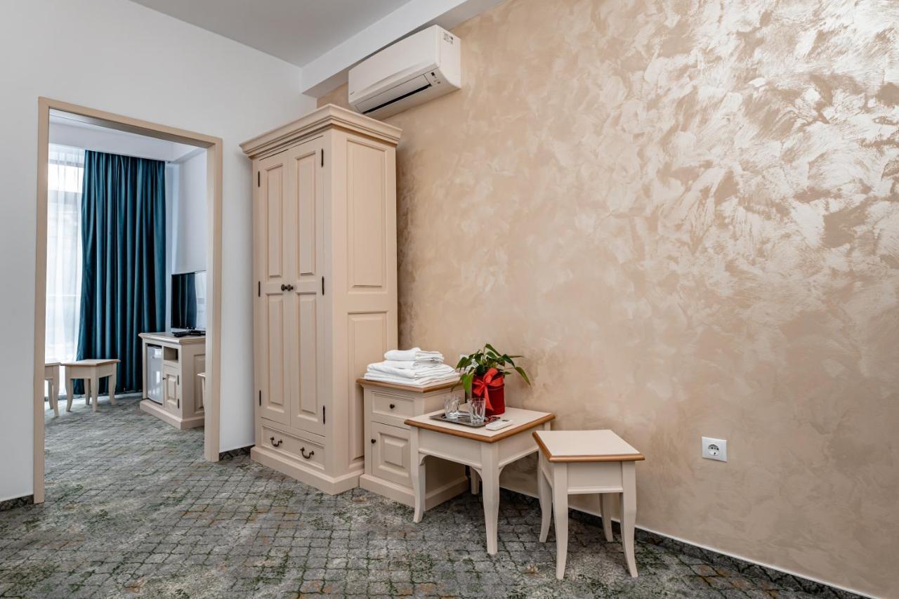 Hotel Rin Sibiu Buitenkant foto