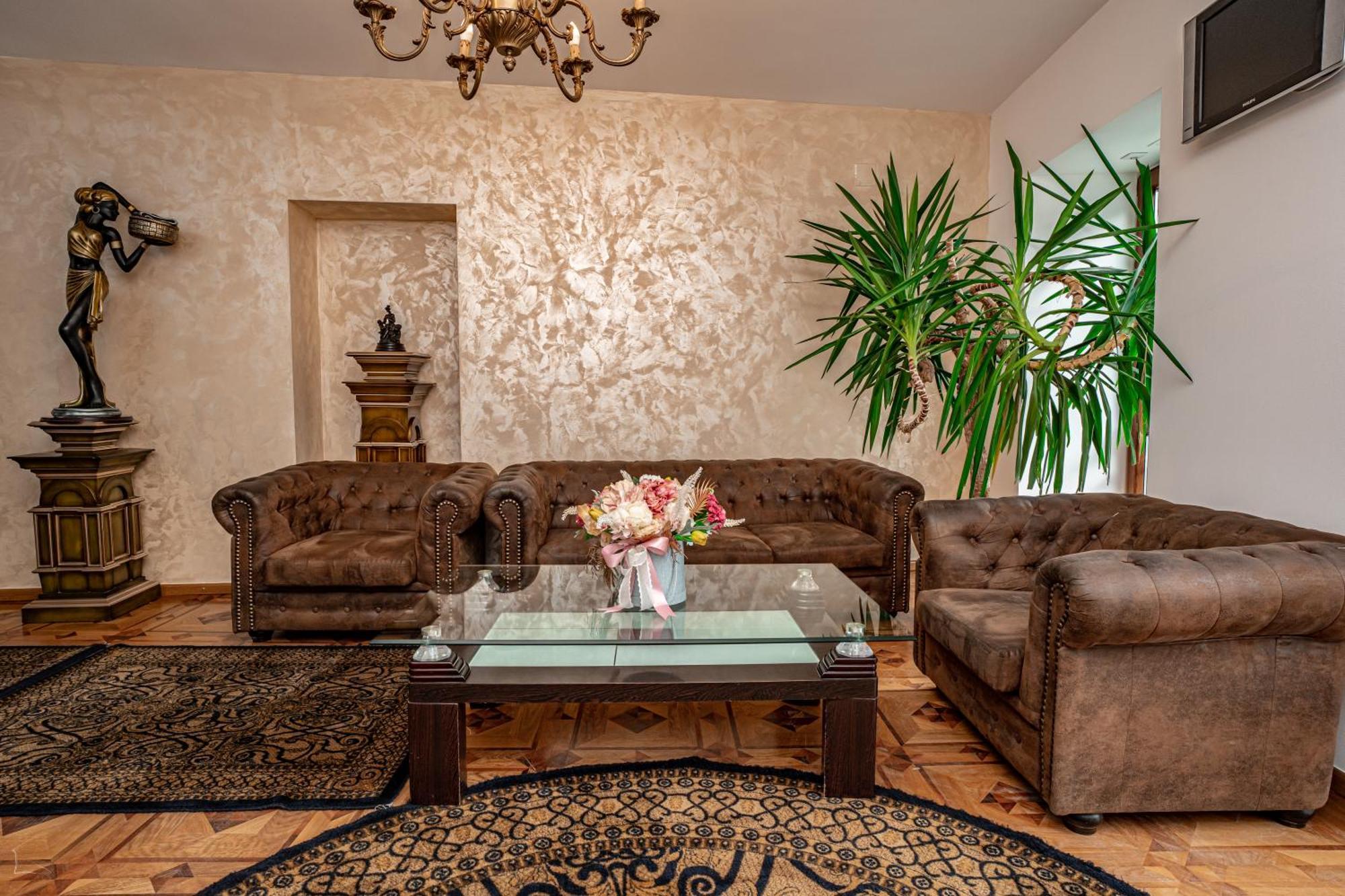 Hotel Rin Sibiu Buitenkant foto
